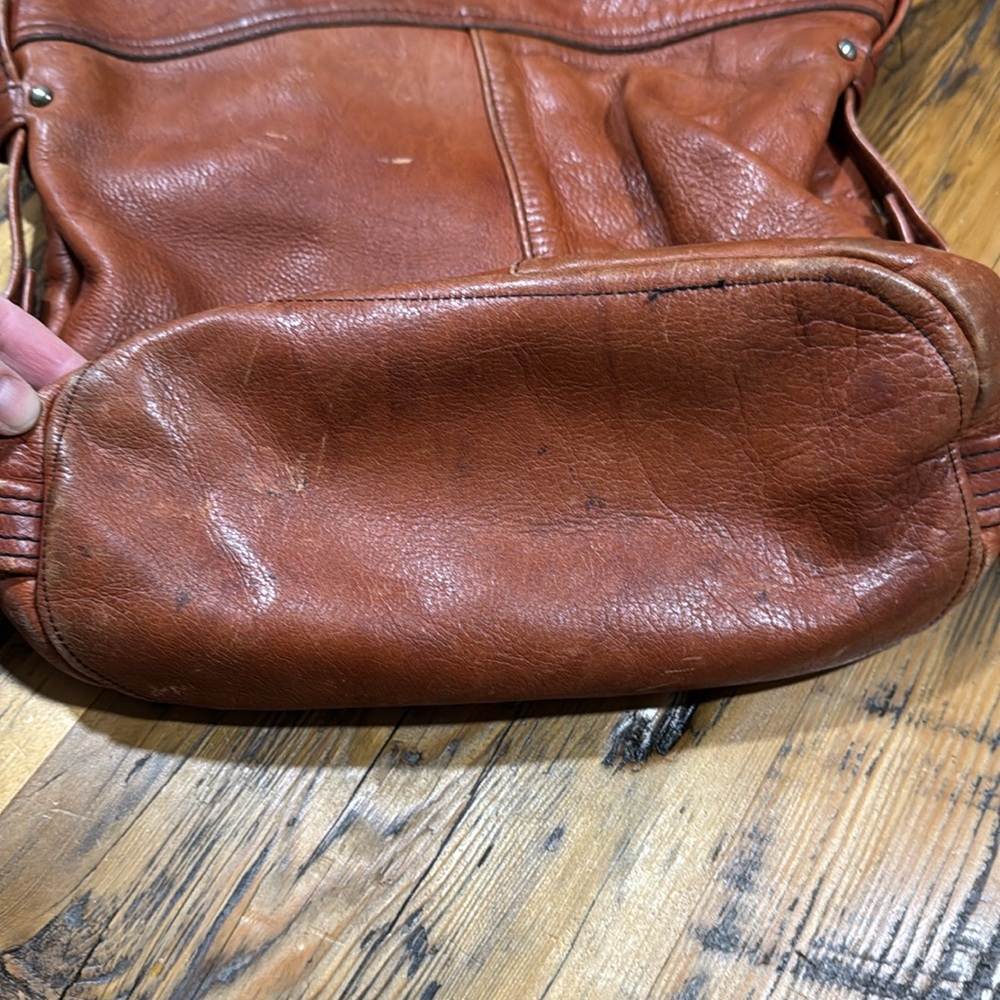 FRYE VINTAGE BROKEN IN FRYE COGNAC TOTE - Picture 6 of 12